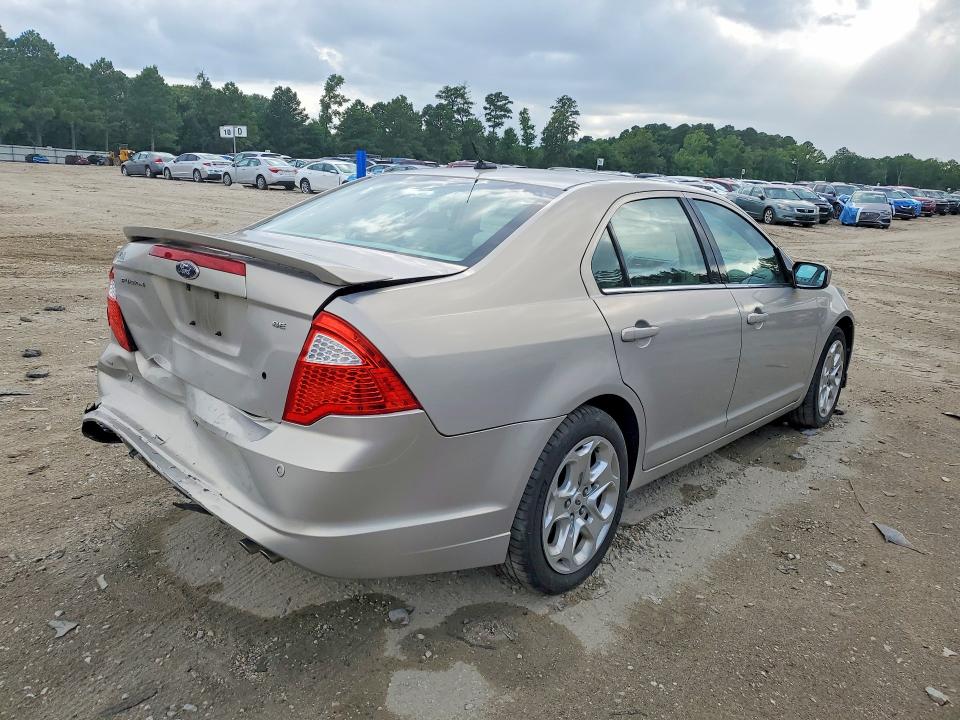 63293026 :رقم المزاد ، 3FAHP0HA5AR427094 vin ، 2010 Ford Fusion مزاد بيع