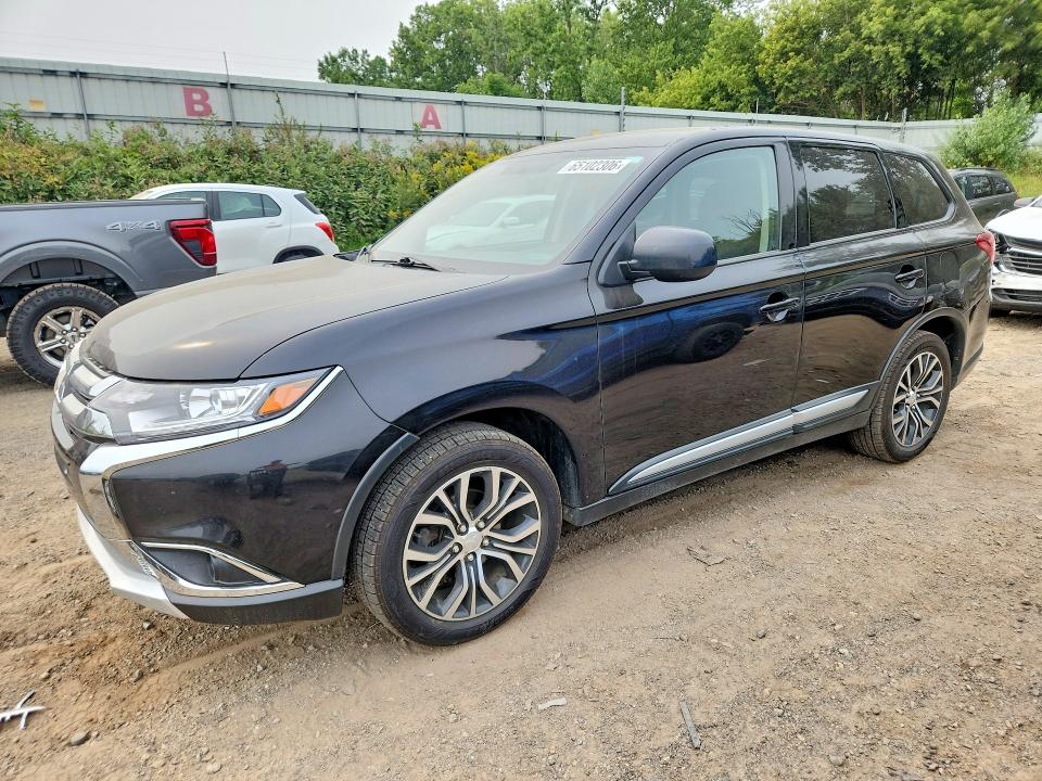 65102306 :رقم المزاد ، JA4AZ2A39HZ067065 vin ، 2017 Mitsubishi Outlander مزاد بيع