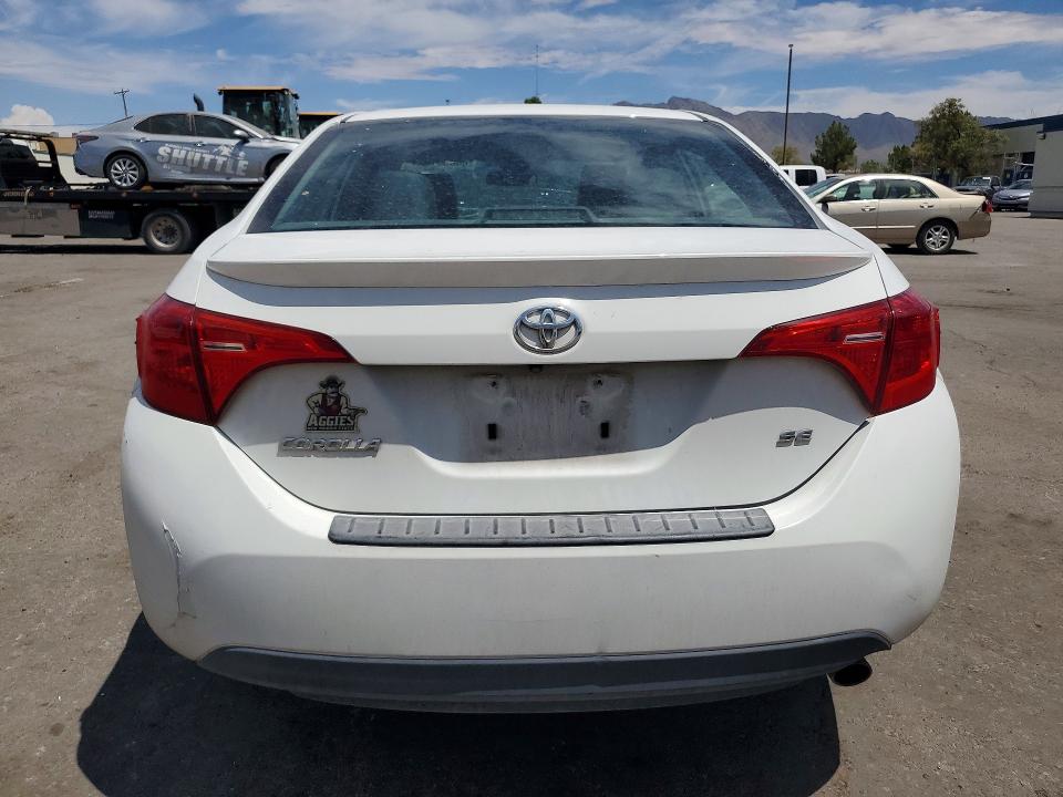 64833166 :رقم المزاد ، 5YFBURHE7HP734671 vin ، 2017 Toyota Corolla مزاد بيع