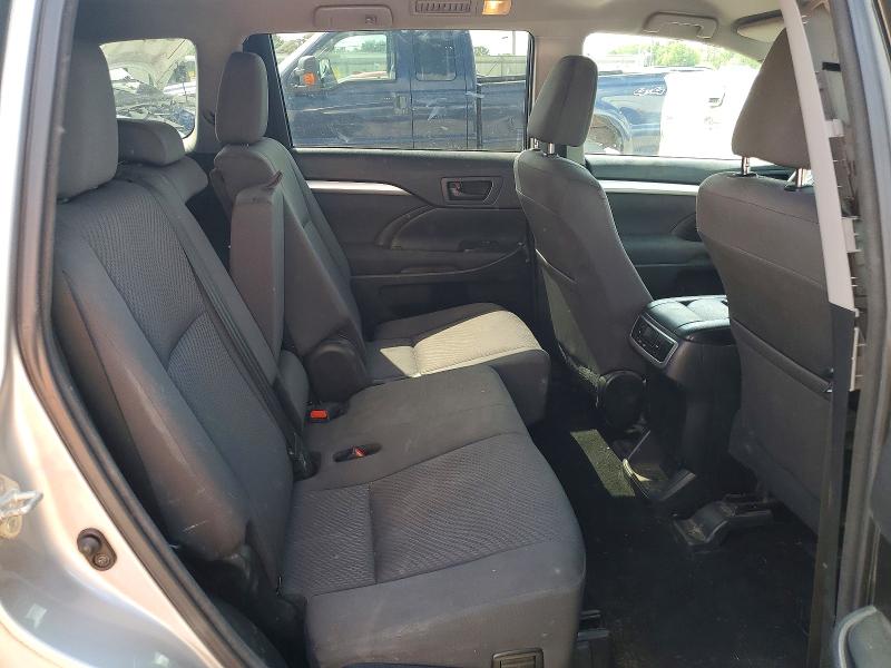63287146 :رقم المزاد ، 5TDBZRFH7HS442802 vin ، 2017 Toyota Highlander مزاد بيع