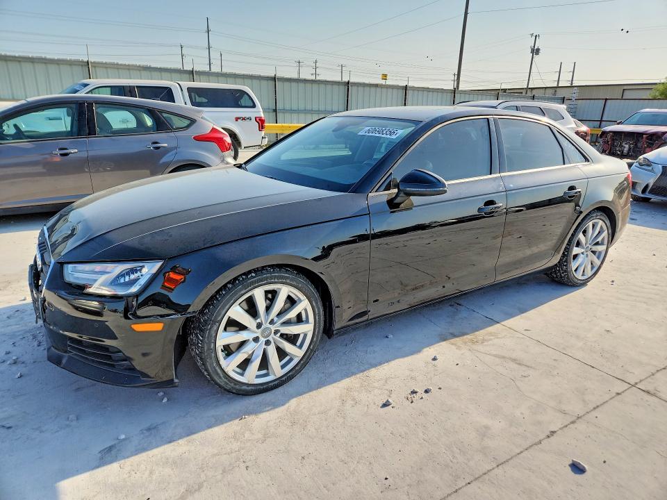 Продаж на аукціоні авто 2017 Audi A4, vin: WAUGNAF46HN007949, номер лоту: 60698356