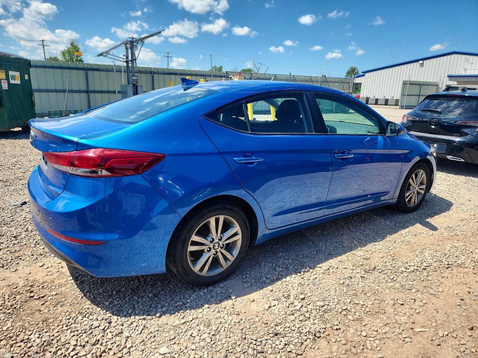 Продаж на аукціоні авто 2017 Hyundai Elantra, vin: 5NPD84LF7HH128655, номер лоту: 63850416