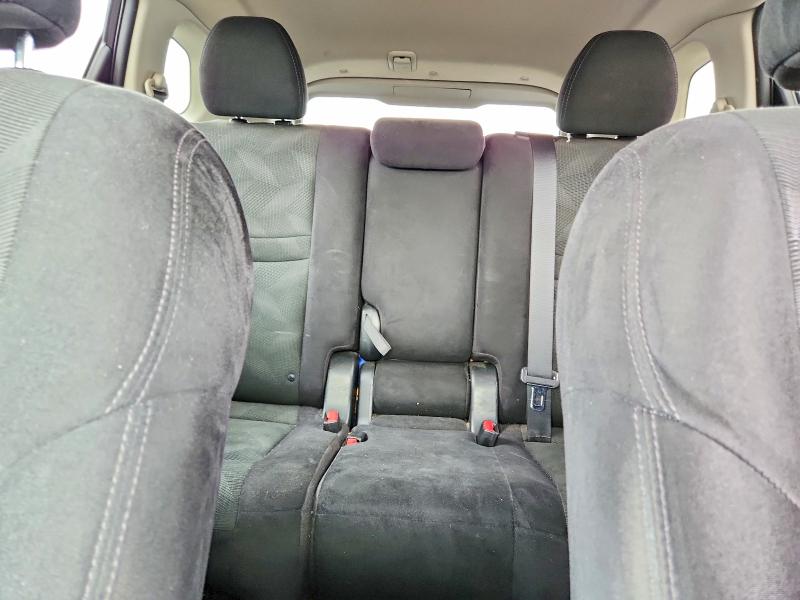 Продаж на аукціоні авто 2015 Nissan Rogue, vin: 5N1AT2MK1FC867607, номер лоту: 64780916
