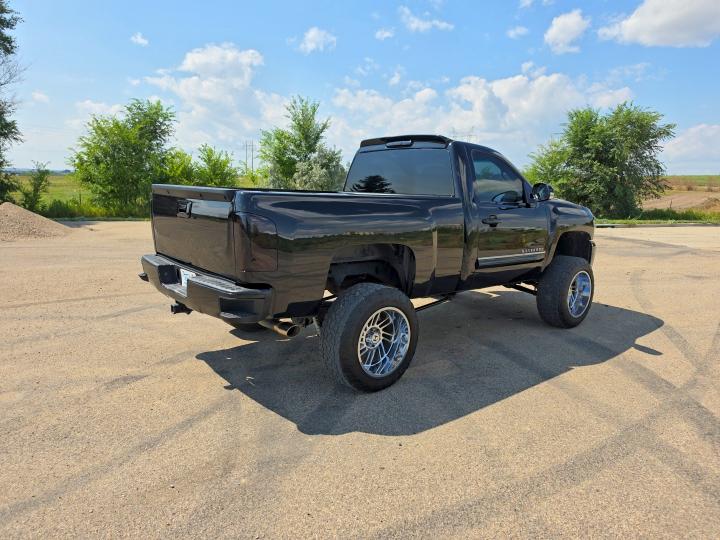 Продаж на аукціоні авто 2007 Chevrolet Silverado, vin: 1GCEK14007Z568223, номер лоту: 65906356
