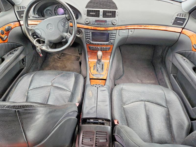 2004 Mercedes-benz E მანქანა იყიდება აუქციონზე, vin: WDBUF83J44X120902, აუქციონის ნომერი: 66686646