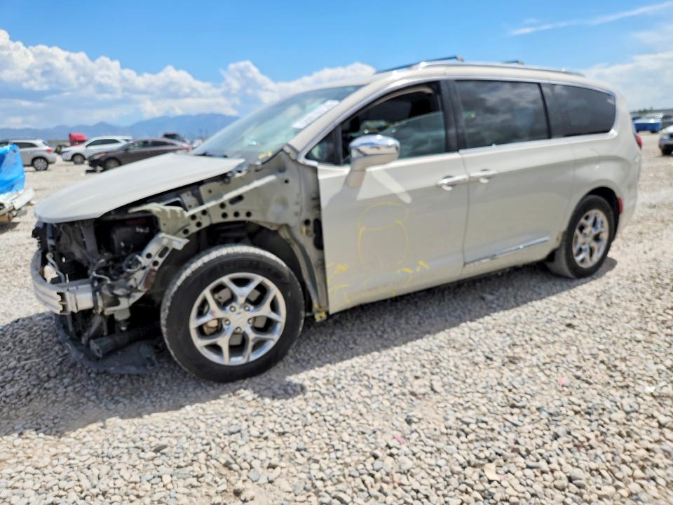 Auction sale of the 2017 Chrysler Pacifica, vin: 2C4RC1GG5HR592598, lot number: 66819716