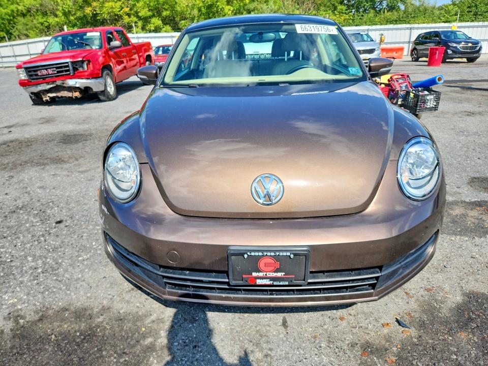 2014 Volkswagen Beetle მანქანა იყიდება აუქციონზე, vin: 3VWJ17AT8EM634368, აუქციონის ნომერი: 66319756