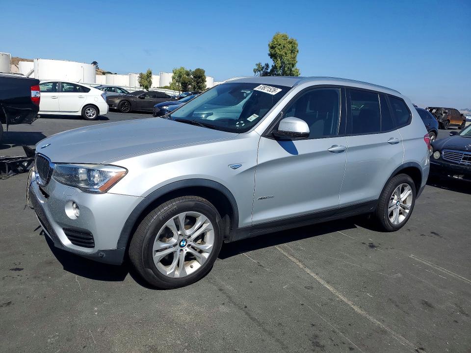 63821526 :رقم المزاد ، 5UXWX7C55F0K33644 vin ، 2015 Bmw X3 مزاد بيع