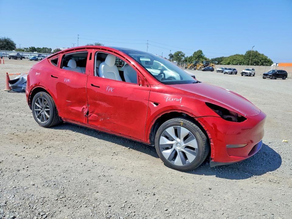 62809376 :رقم المزاد ، 7SAYGDEE3PA197381 vin ، 2023 Tesla Model Y مزاد بيع