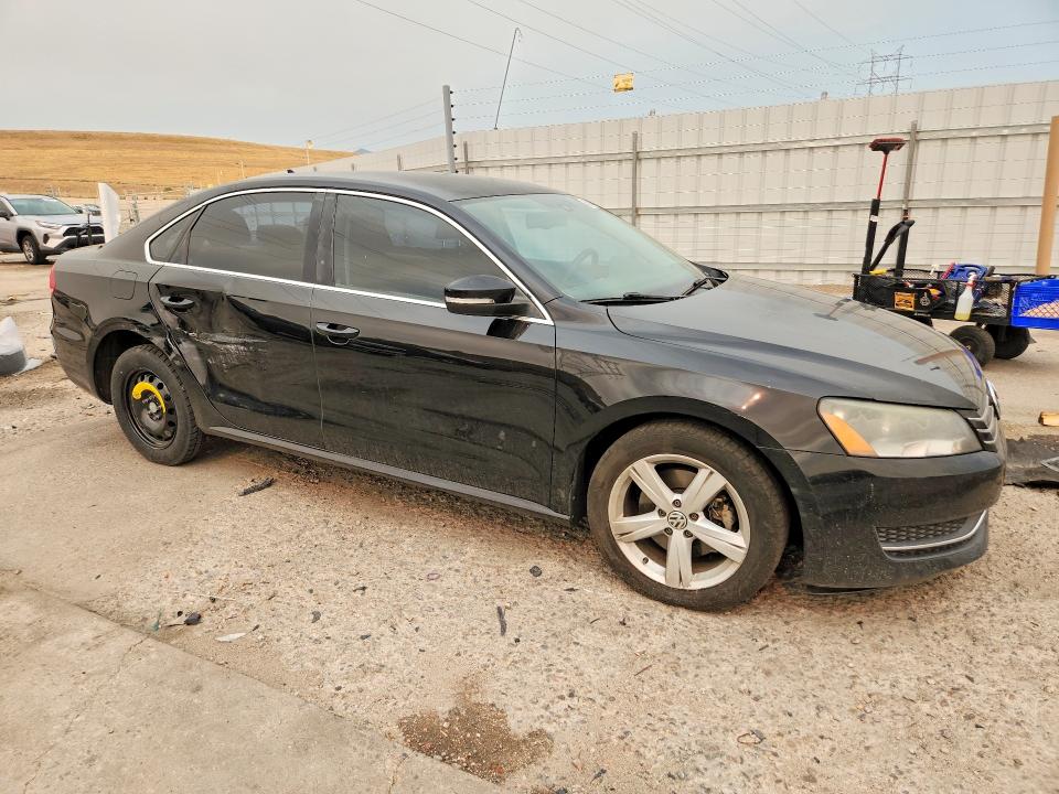 63008826 :رقم المزاد ، 1VWBP7A31EC013428 vin ، 2014 Volkswagen Passat مزاد بيع