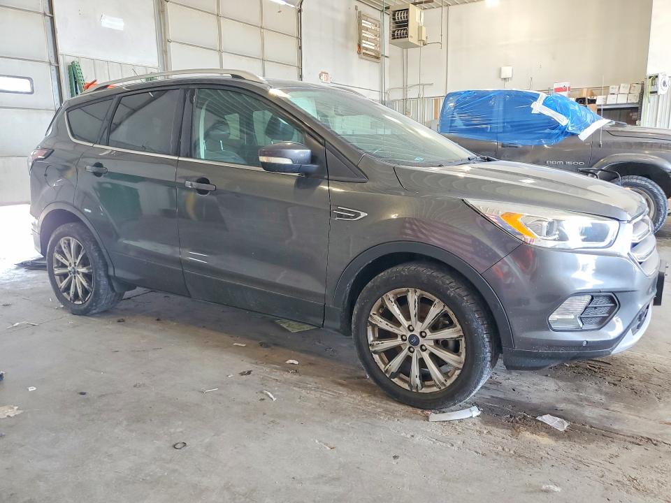 Продажа на аукционе авто 2017 Ford Escape, vin: 1FMCU0J94HUD95010, номер лота: 64700046