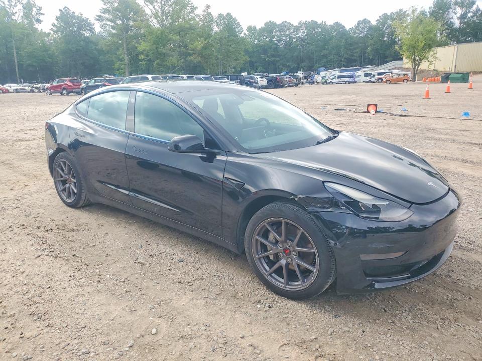 63925816 :رقم المزاد ، 5YJ3E1EA0MF085984 vin ، 2021 Tesla Model 3 مزاد بيع