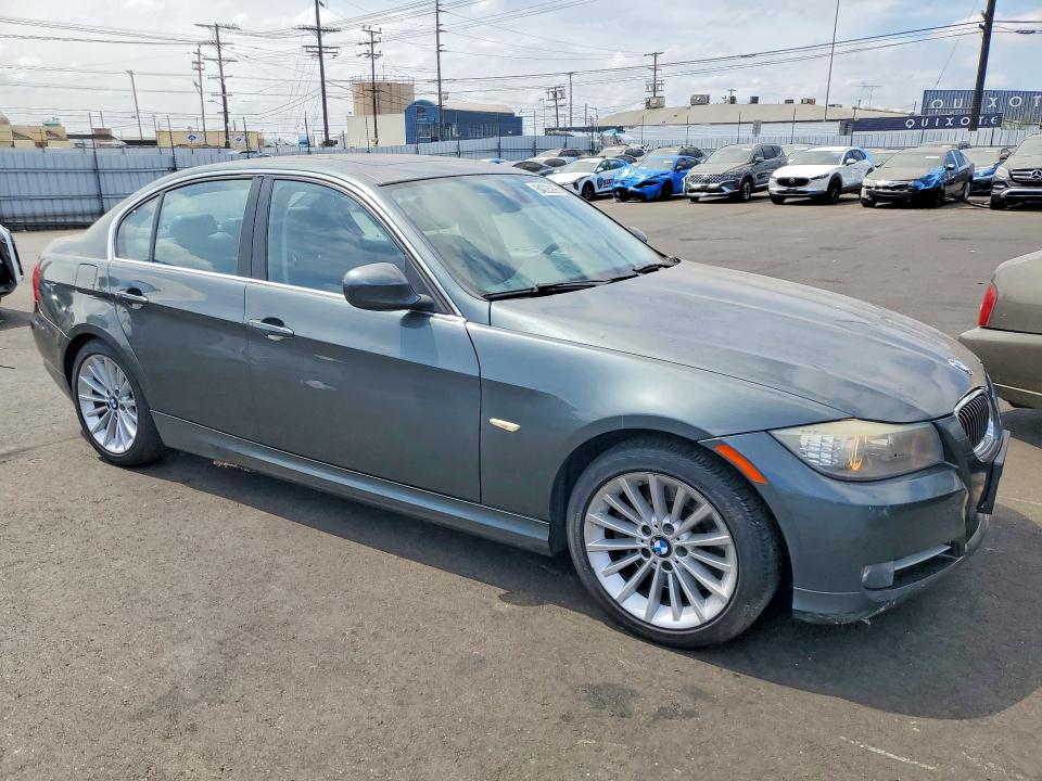 64225996 :رقم المزاد ، WBAPM5C53BE435914 vin ، 2011 Bmw 335 مزاد بيع