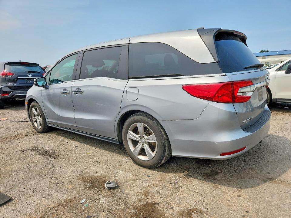 2018 Honda Odyssey მანქანა იყიდება აუქციონზე, vin: 5FNRL6H77JB023653, აუქციონის ნომერი: 64200806