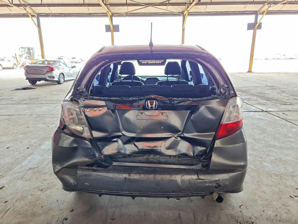 2013 Honda Fit მანქანა იყიდება აუქციონზე, vin: JHMGE8H33DC082094, აუქციონის ნომერი: 64819106