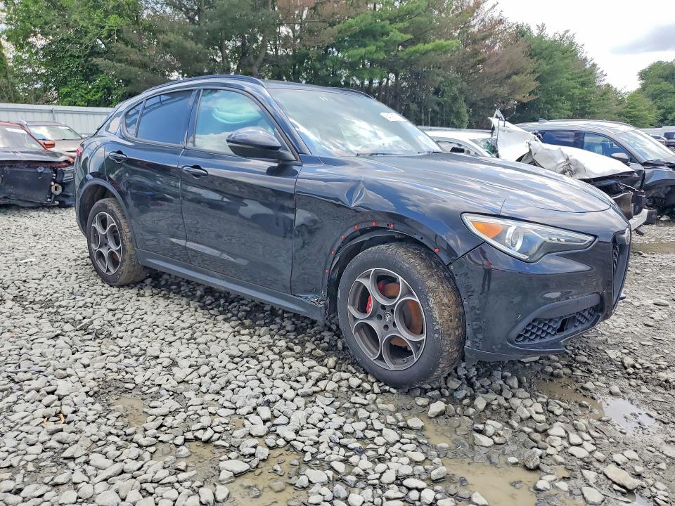 Продаж на аукціоні авто 2022 Alfa Romeo Stelvio, vin: ZASPAKAN9N7D30629, номер лоту: 64136176