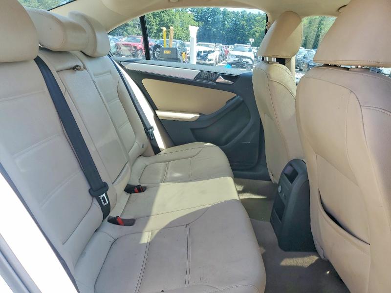 66749356 :رقم المزاد ، 3VWLP7AJ8CM468968 vin ، 2012 Volkswagen Jetta مزاد بيع