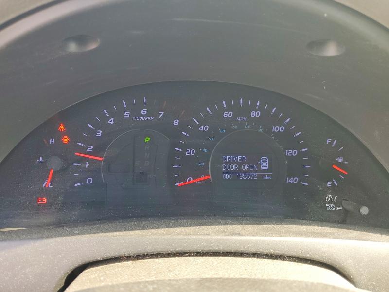 64450696 :رقم المزاد ، 4T1BF3EK1BU756947 vin ، 2011 Toyota Camry مزاد بيع