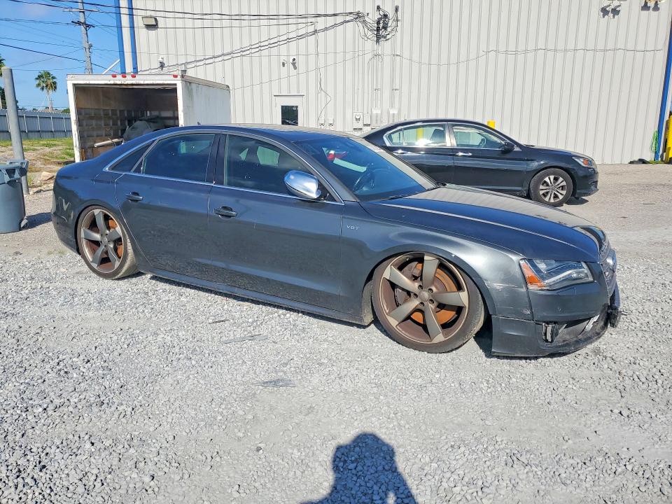 Продажа на аукционе авто 2014 Audi S8, vin: WAUD2AFD1EN007994, номер лота: 64803256