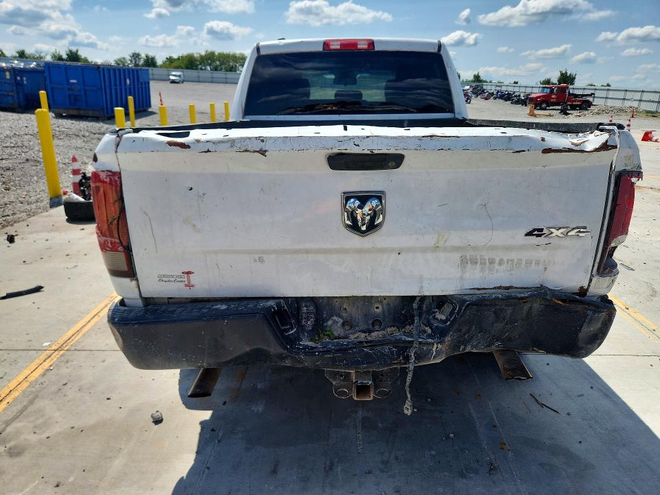 63665436 :رقم المزاد ، 1C6RR7FT6FS728689 vin ، 2015 Ram 1500 مزاد بيع