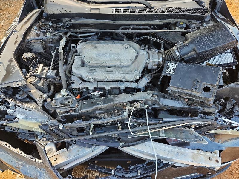 65232166 :رقم المزاد ، 19UUB2F36FA013185 vin ، 2015 Acura Tlx مزاد بيع