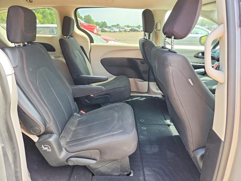 66009126 :رقم المزاد ، 2C4RC1CG4HR503044 vin ، 2017 Chrysler Pacifica مزاد بيع