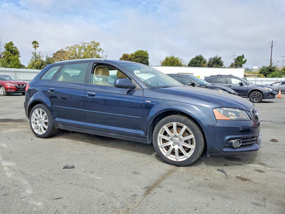 Продаж на аукціоні авто 2012 Audi A3, vin: WAUKEAFM8CA031454, номер лоту: 65557196