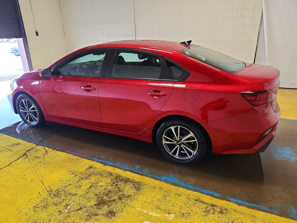 Продажа на аукционе авто 2023 Kia Forte, vin: 3KPF24AD1PE597559, номер лота: 65943636
