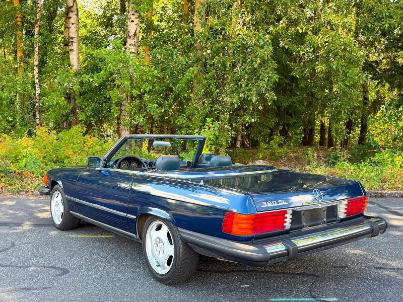 Продажа на аукционе авто 1981 Mercedes-benz 380, vin: WDBBA45A7BB007242, номер лота: 65231446
