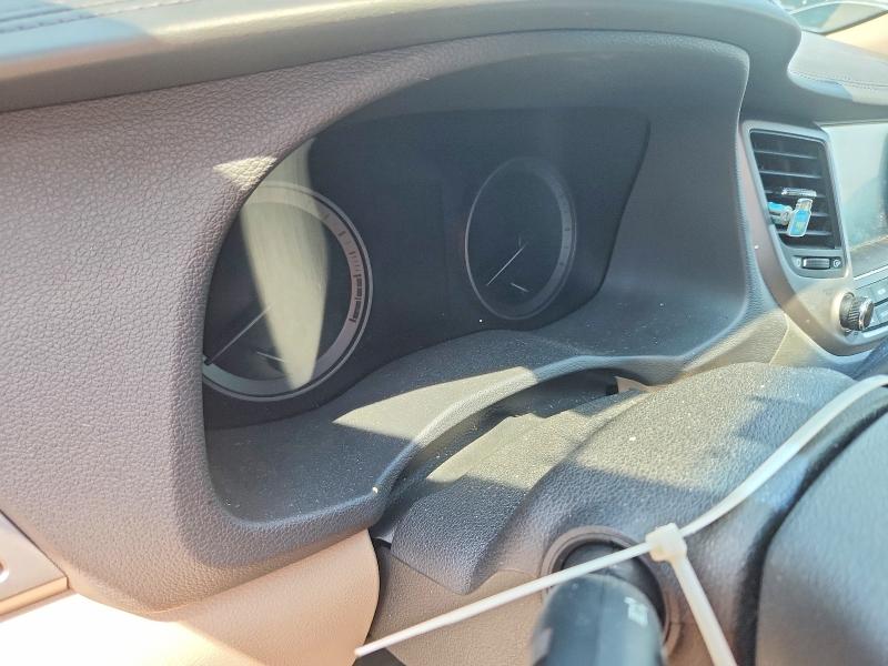 64946866 :رقم المزاد ، KM8J33A23GU129541 vin ، 2016 Hyundai Tucson مزاد بيع