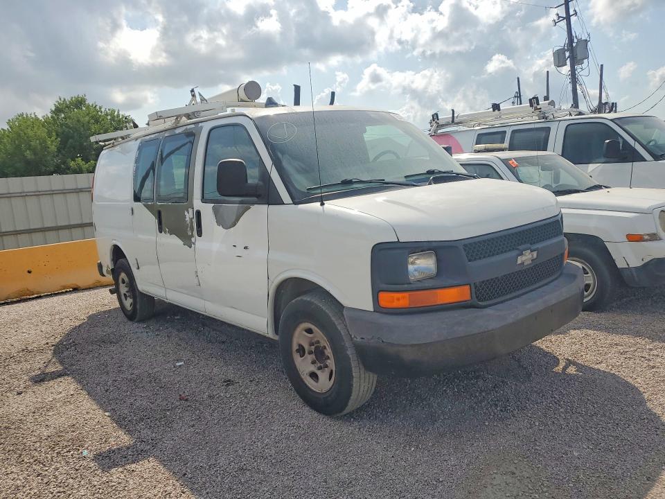 62935056 :رقم المزاد ، 1GCWGFCA2D1903084 vin ، 2013 Chevrolet Express G2500 مزاد بيع