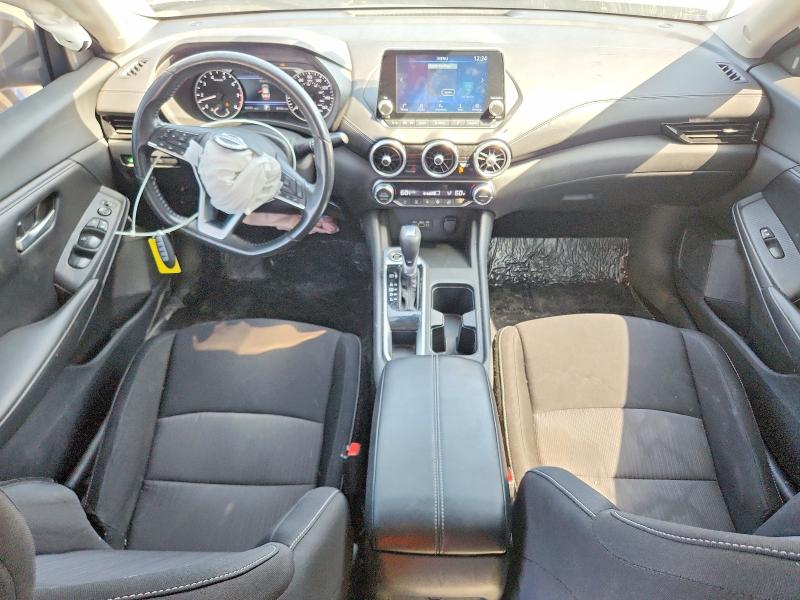 64316166 :رقم المزاد ، 3N1AB8CV3MY323798 vin ، 2022 Nissan Sentra مزاد بيع