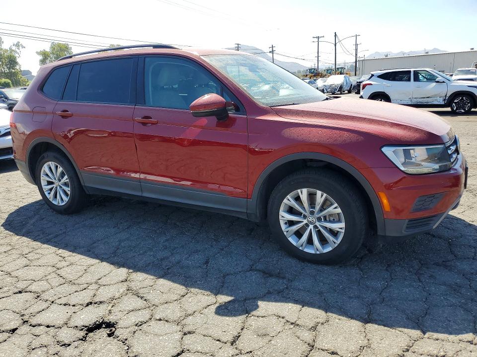 Продажа на аукционе авто 2019 Volkswagen Tiguan, vin: 3VV1B7AX9KM125812, номер лота: 66260936