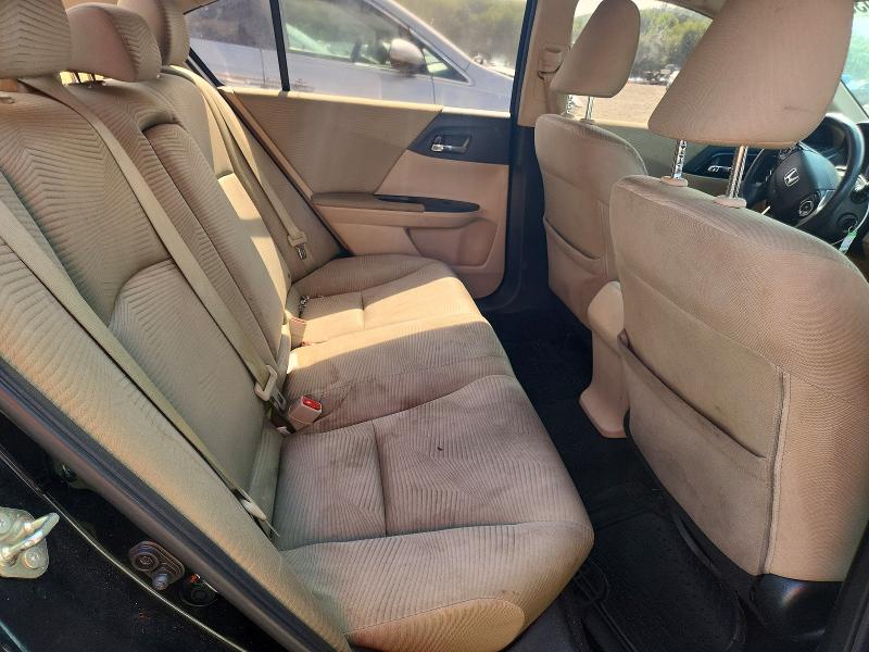 64036176 :رقم المزاد ، 1HGCR2F3XHA096422 vin ، 2017 Honda Accord مزاد بيع