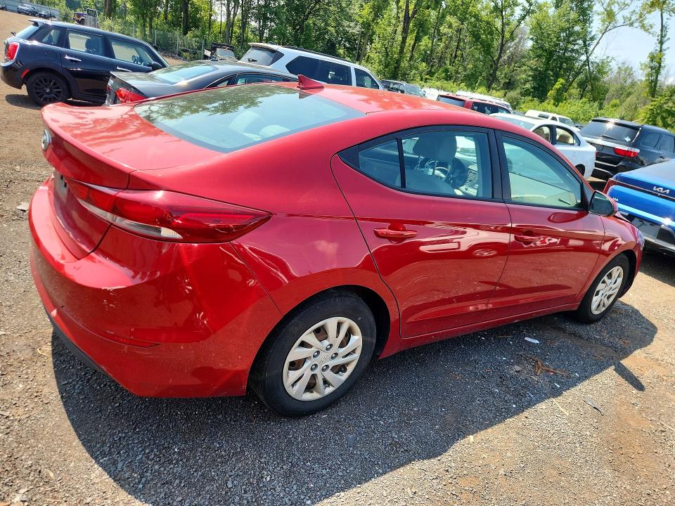64657926 :رقم المزاد ، 5NPD74LF2HH066388 vin ، 2017 Hyundai Elantra مزاد بيع