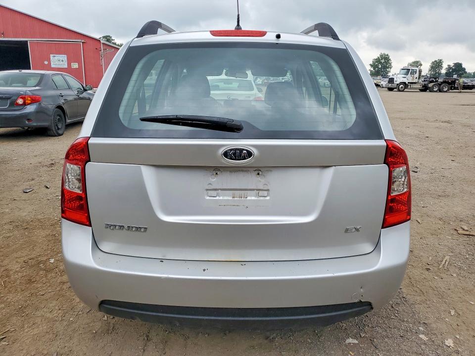 2010 Kia Rondo მანქანა იყიდება აუქციონზე, vin: KNAHH8C88A7322449, აუქციონის ნომერი: 64912226