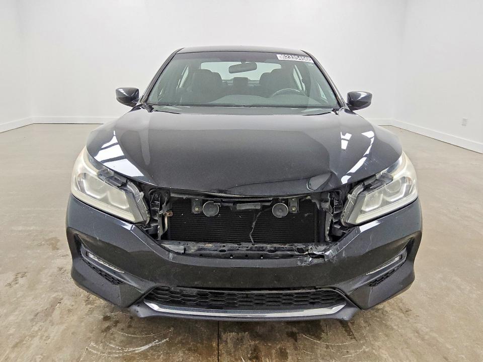 62335456 :رقم المزاد ، 1HGCR2F58HA128303 vin ، 2017 Honda Accord مزاد بيع