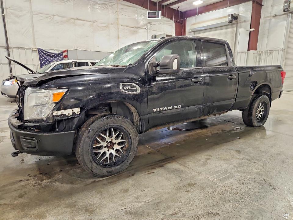 2017 Nissan Titan Xd მანქანა იყიდება აუქციონზე, vin: 1N6BA1F42HN519598, აუქციონის ნომერი: 64985926