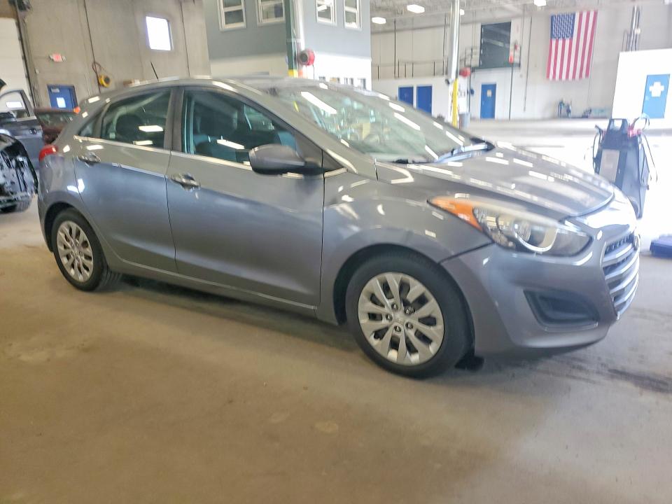 Продаж на аукціоні авто 2017 Hyundai Elantra Gt, vin: KMHD35LH3HU376781, номер лоту: 64119816