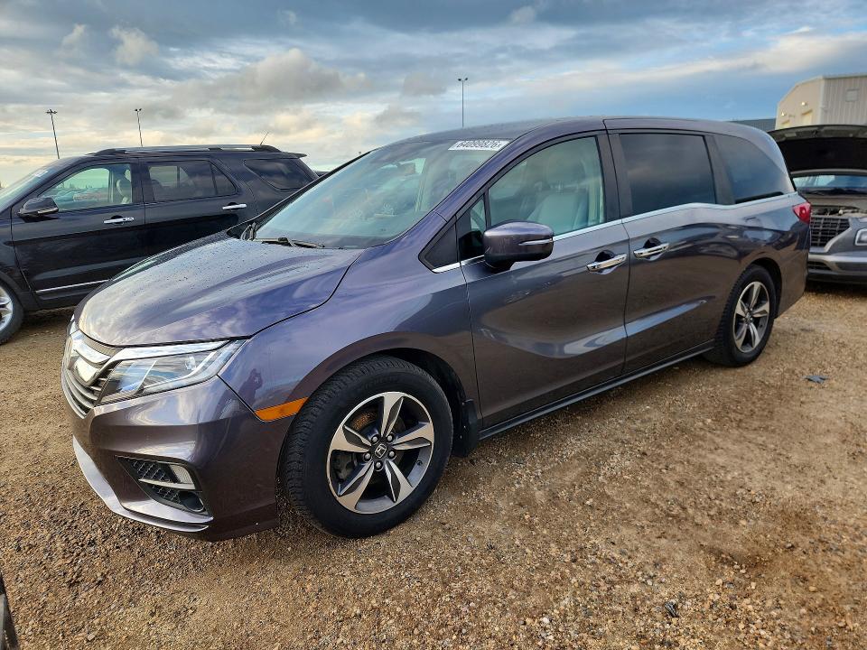 64099826 :رقم المزاد ، 5FNRL6H42JB501810 vin ، 2018 Honda Odyssey مزاد بيع
