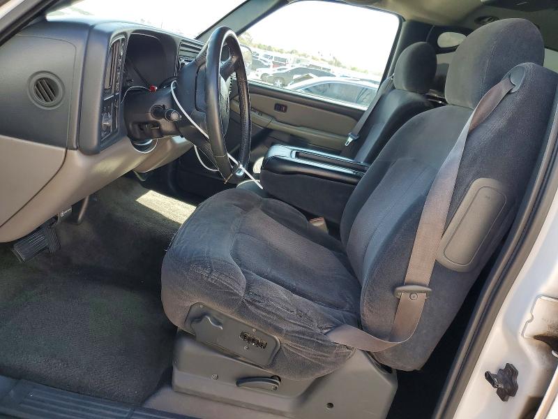 2000 Chevrolet Suburban მანქანა იყიდება აუქციონზე, vin: 3GNFK16T5YG155203, აუქციონის ნომერი: 66830936