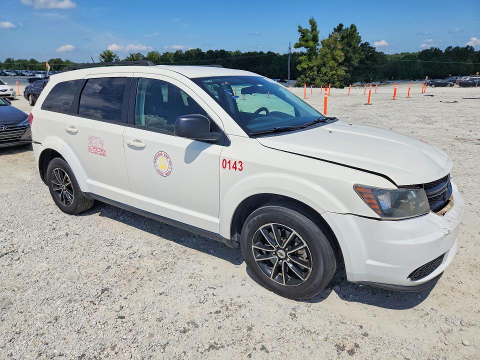 64372326 :رقم المزاد ، 3C4PDCAB7JT208739 vin ، 2018 Dodge Journey مزاد بيع