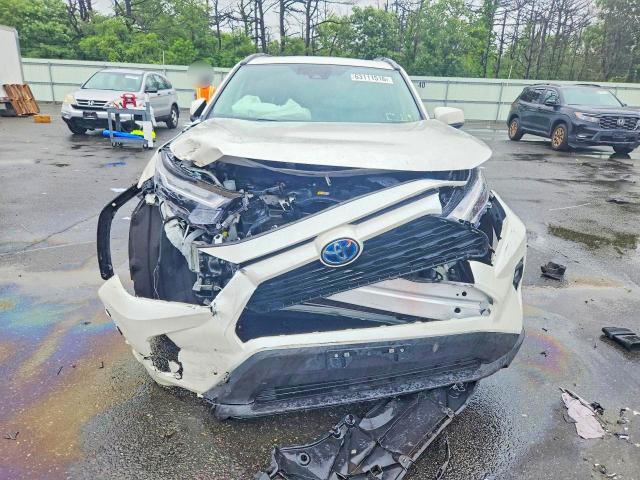 63111516 :رقم المزاد ، 4T3B6RFV8NU076373 vin ، 2022 Toyota Rav4 مزاد بيع