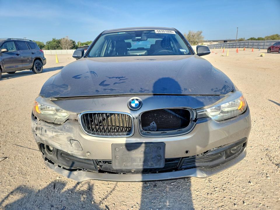 Aukcja sprzedaży 2016 Bmw 320, vin: WBA8A9C56GK616227, numer aukcji: 66301006