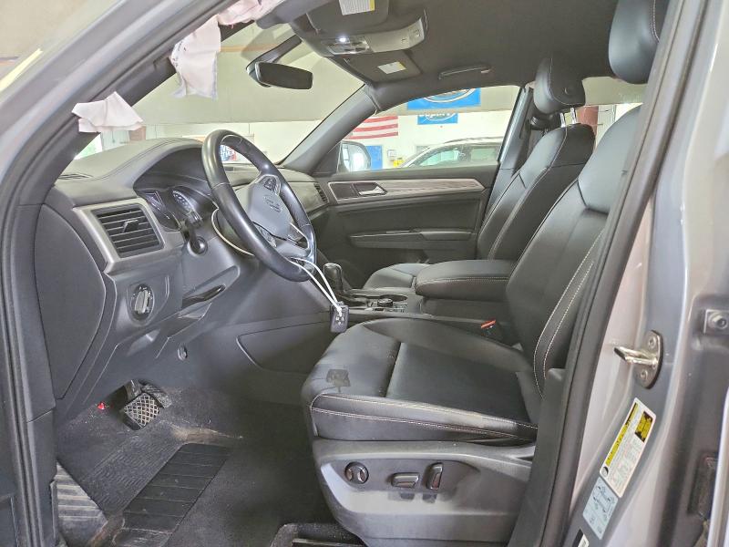 64766006 :رقم المزاد ، 1V21E2CA8LC228271 vin ، 2020 Volkswagen Atlas Cross Sport مزاد بيع