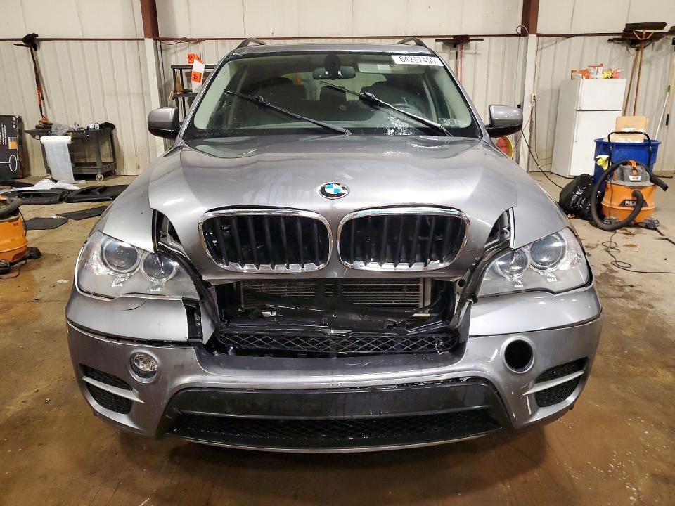 64237456 :رقم المزاد ، 5UXZV4C57D0B06055 vin ، 2013 Bmw X5 مزاد بيع