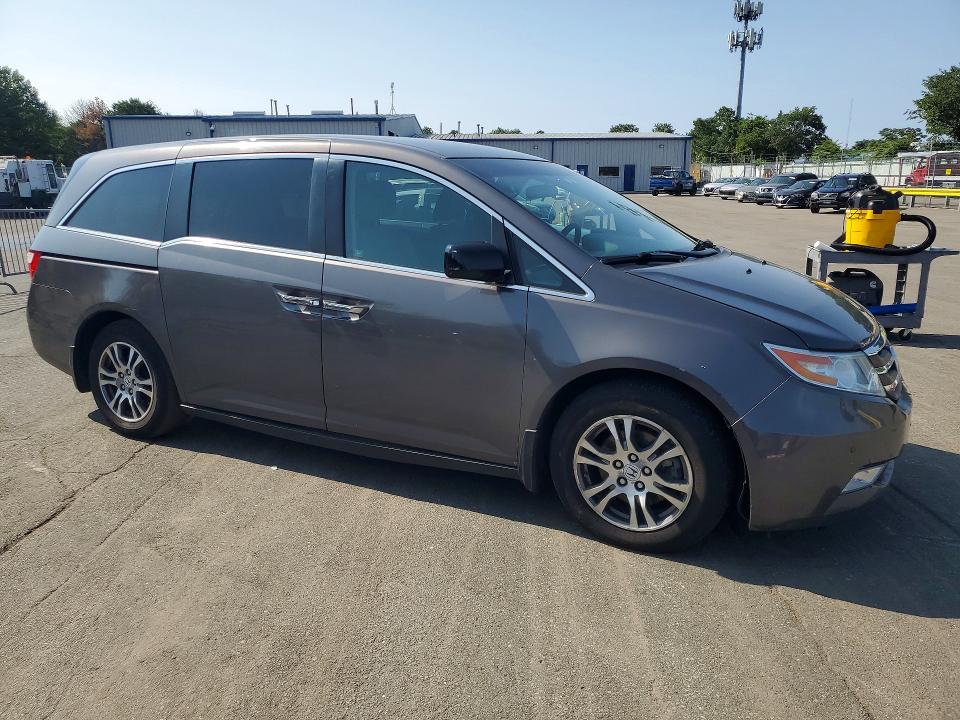 64333646 :رقم المزاد ، 5FNRL5H49CB055300 vin ، 2012 Honda Odyssey مزاد بيع