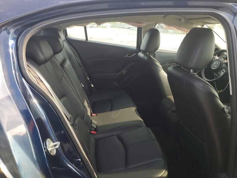 Продаж на аукціоні авто 2018 Mazda 3, vin: 3MZBN1L38JM255206, номер лоту: 67136446
