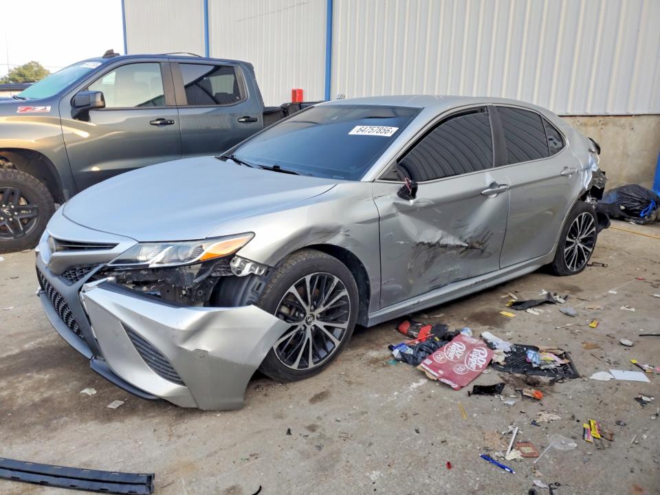 64757856 :رقم المزاد ، 4T1G11AK5LU863161 vin ، 2020 Toyota Camry مزاد بيع
