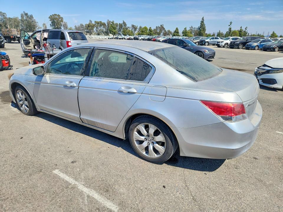 Продаж на аукціоні авто 2009 Honda Accord, vin: 1HGCP26739A143090, номер лоту: 64040076